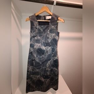 Hugo Boss Size 2 US Blue Sleeveless Dokysina Abstract Floral Sheath Dress